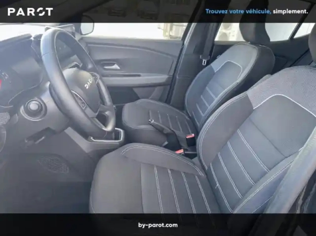 Dacia Sandero 1.0 tce 90ch journey — photo 10