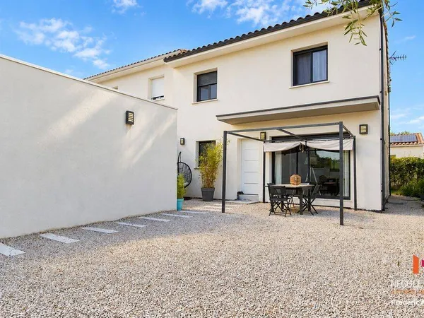 Villa 4 pièces 108 m²