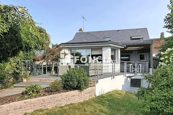Maison 6 pièces 166 m²