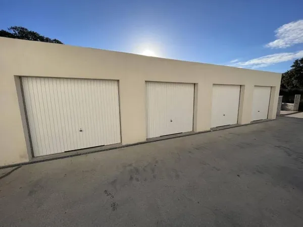 Parking 15 m²