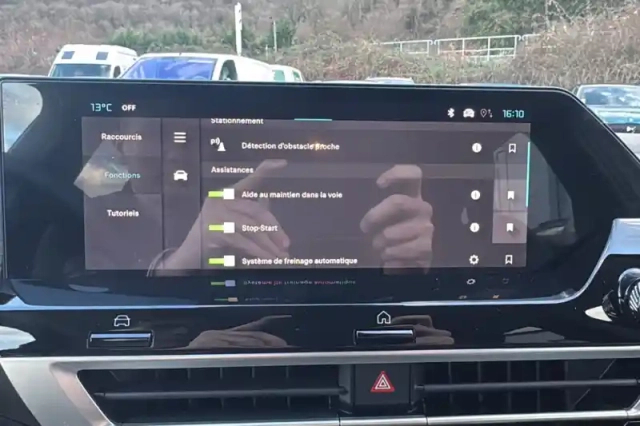 Citroën C4 hybride 145 e-dcs6 — photo 19