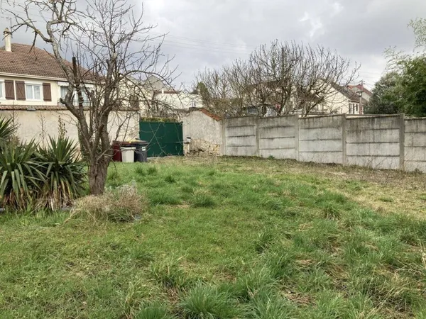 Terrain constructible 347 m²
