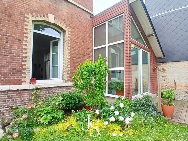 Cachet 1848, extension baignée de soleil, 208 m² !