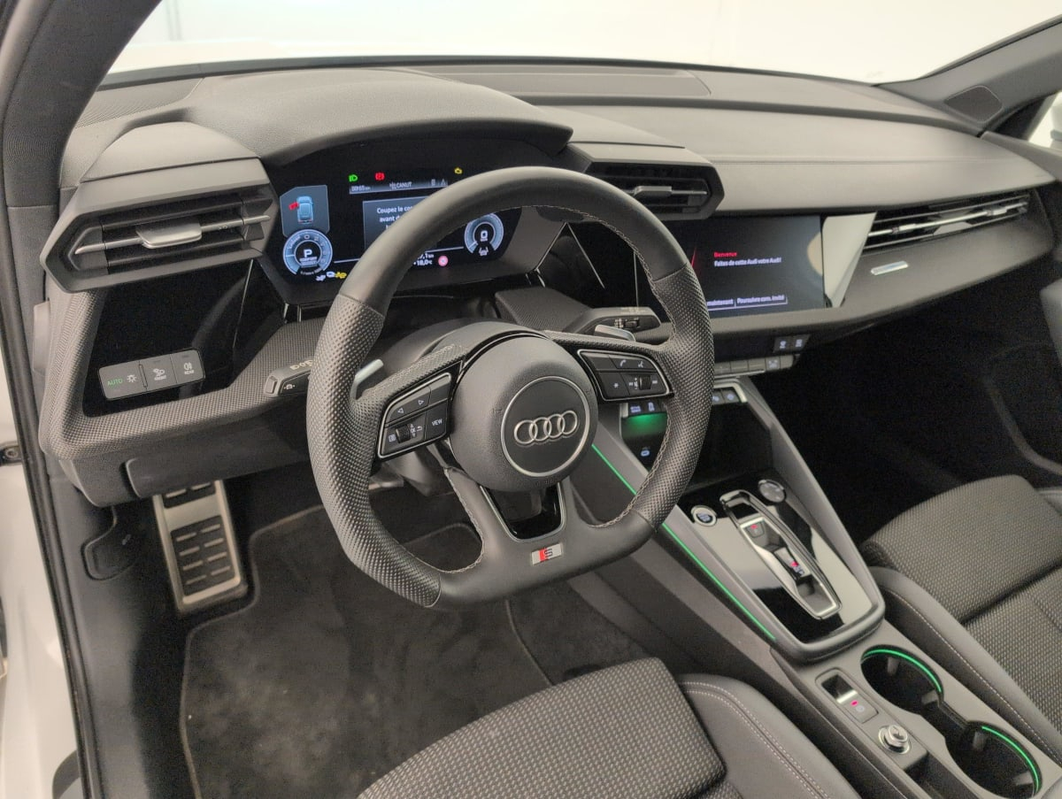 Audi A3 Sportback — photo 15
