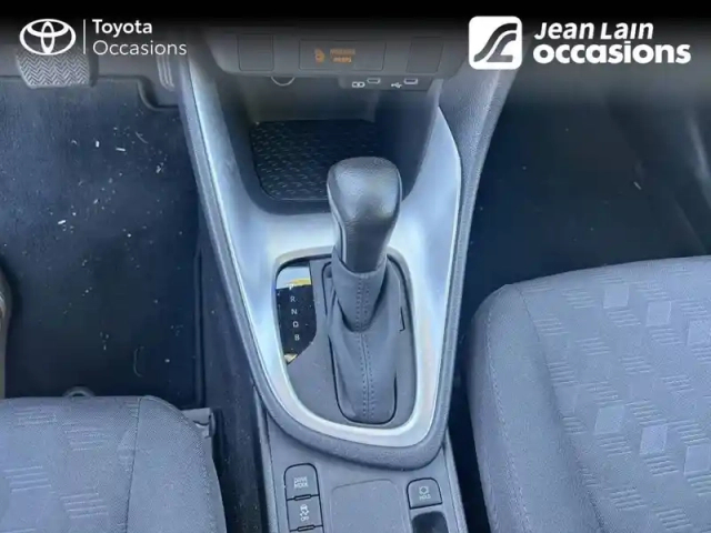 Toyota Yaris hybride 116h — photo 13