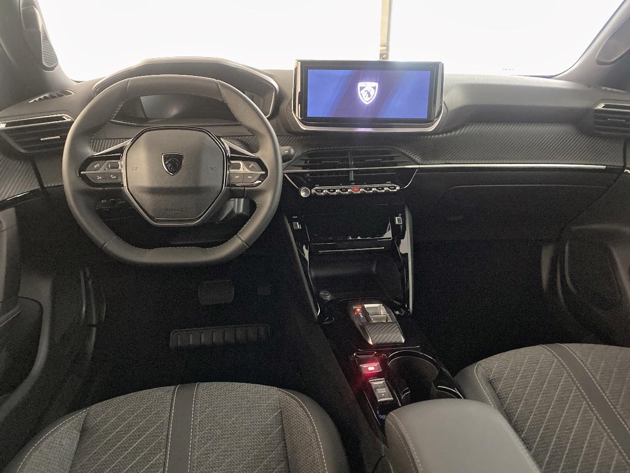 Peugeot 2008 hybrid 145 ch e-dcs6 allure — photo 8