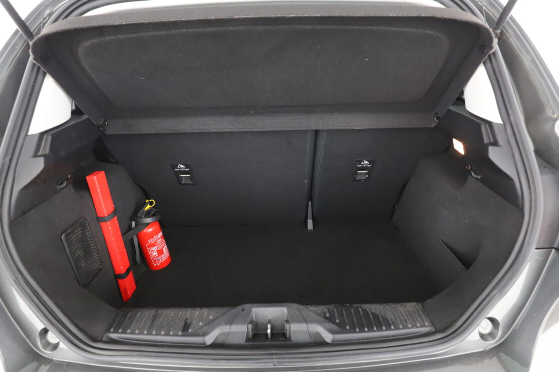Ford Fiesta 1.0 EcoBoost Titanium — photo 16
