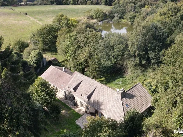 Propriété 7 pièces 180 m²