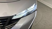 Peugeot 308 PHEV 180ch Allure Pack e-EAT8 — photo 17