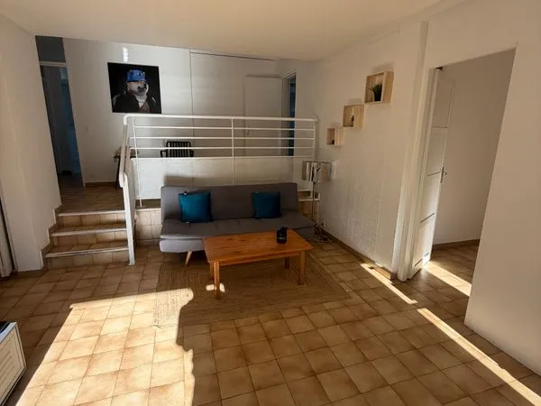 Loue grand appartement meuble
