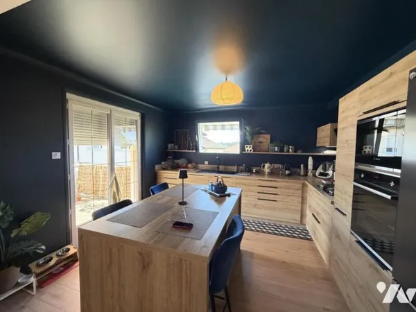 Maison 5 pièces 176 m²