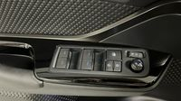 Toyota C-Hr 184h Collection 2WD E-CVT MY22 — photo 27