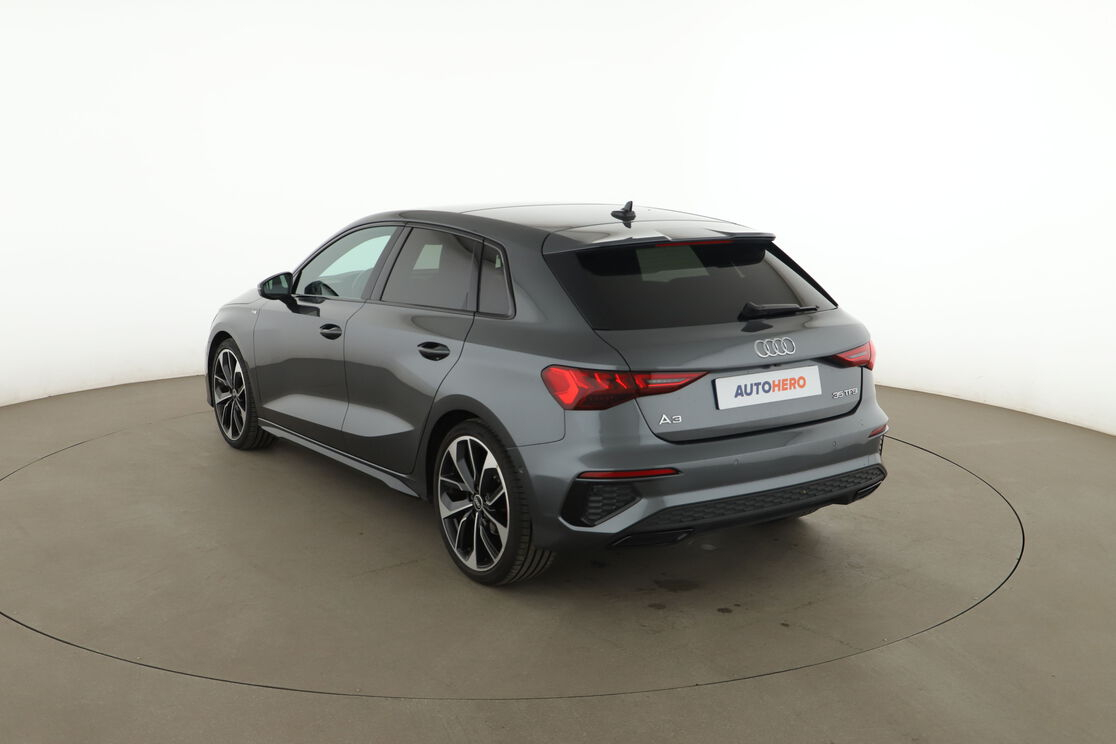 Audi A3 Sportback 35 TFSI mHEV S Line S Tronic 7 — photo 3