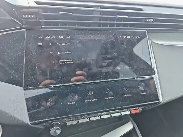 Peugeot 308 phev 225 e-eat8 — photo 22