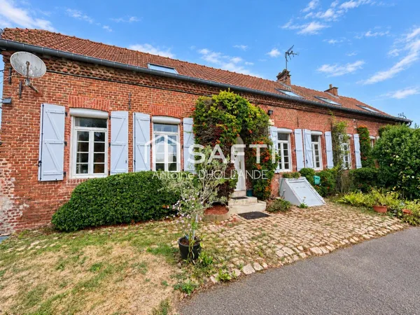 Maison familiale avec annexe et dépendances