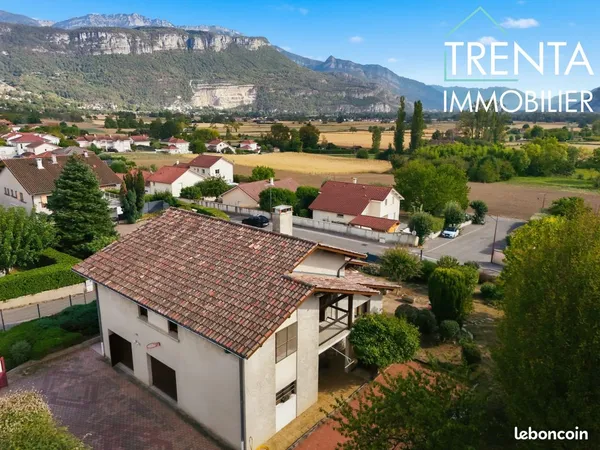 Maison 6 pièces 135 m²