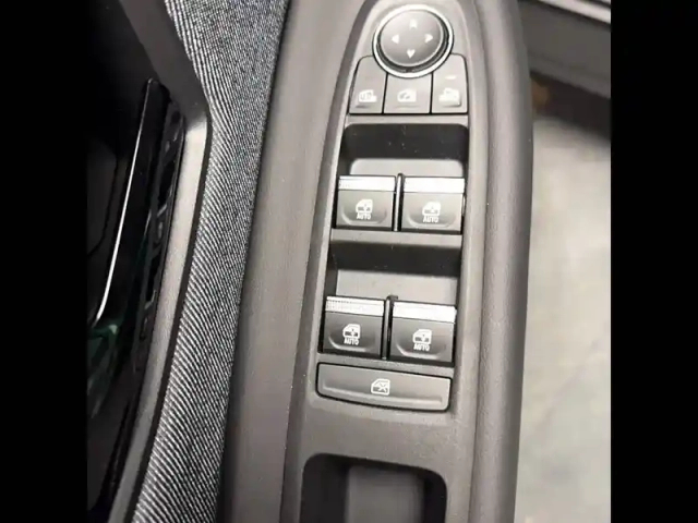 Renault 5 renault  e-tech electrique 10 ch autonomie confort — photo 30