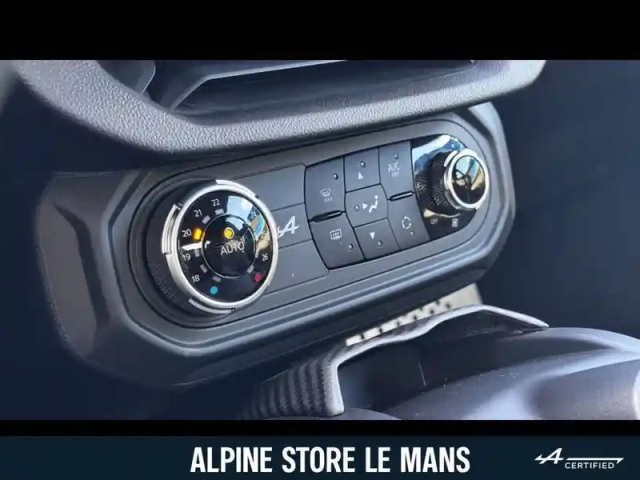 Alpine A110 — photo 23