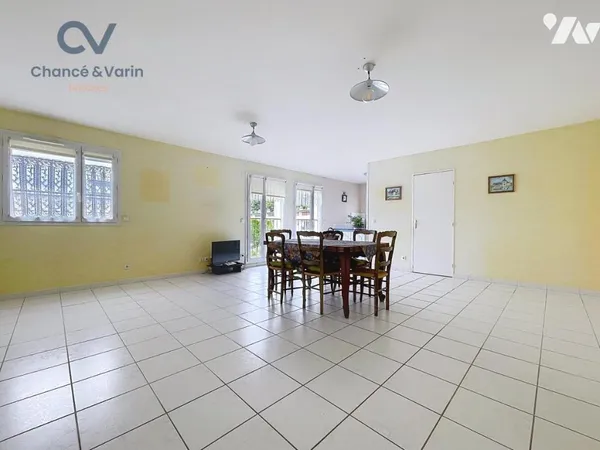 Appartement 4 pièces 77 m²