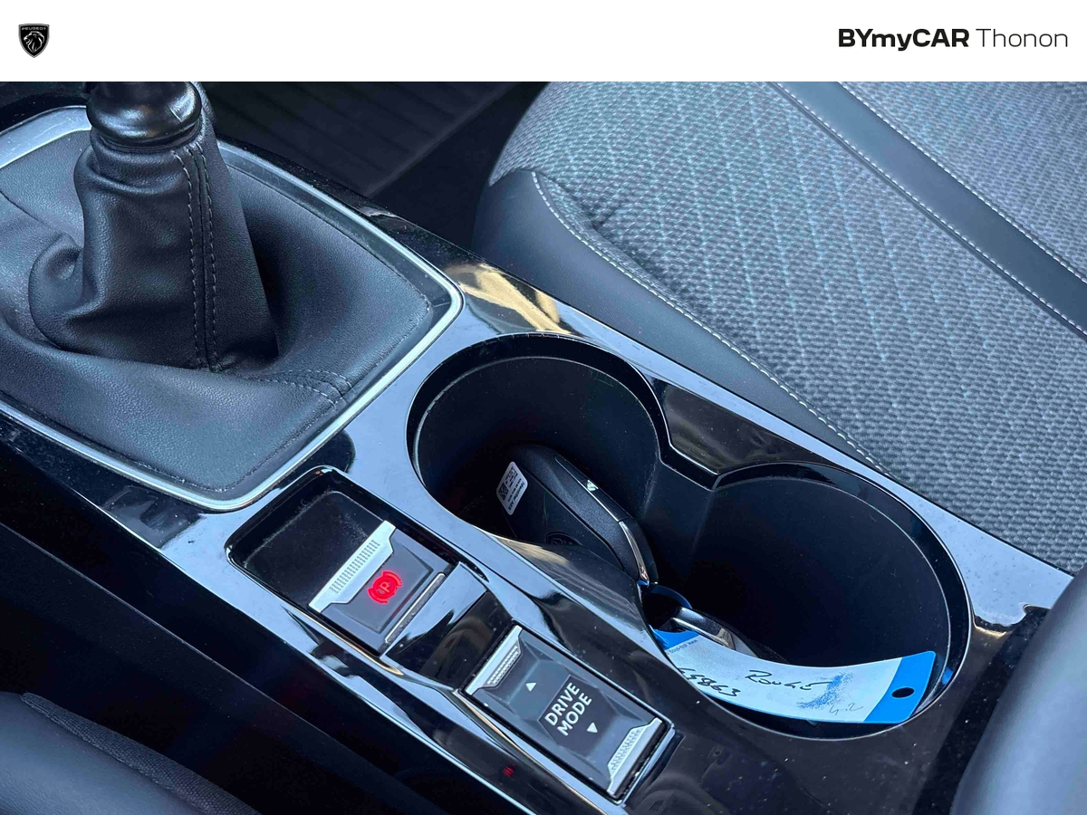Peugeot 208 100 S&amp;S BVM6 — photo 23