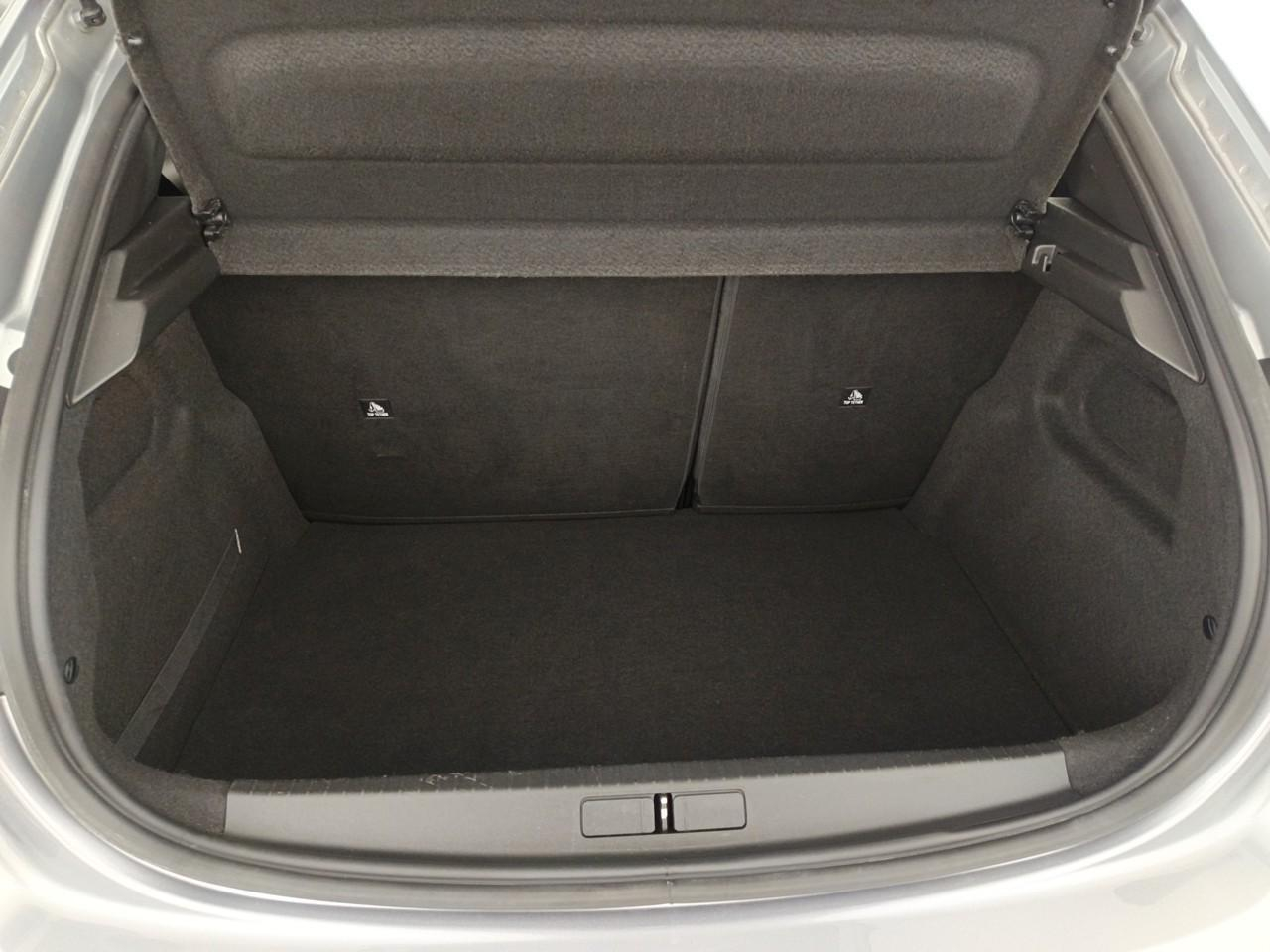 Peugeot 208 puretech 75 s&s bvm5 active pack — photo 6