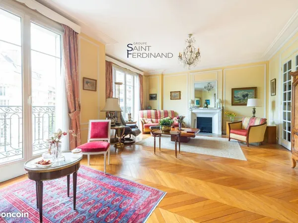 Appartement 5 pièces 130 m²