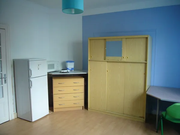 Chambre de 17m2 à louer sur Laxou