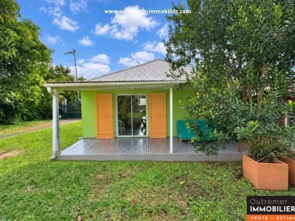 Maison créole de 64 m² sur terrain arboré de 950 m² proximité de deux rives Sainte Suzanne