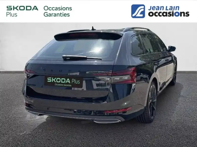 Skoda Superb combi 2.0 tdi 200 scr dsg7 4x4 — photo 2