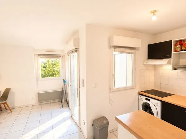 Vends appartement T3 meublé de 53,37 m² avec balcon/terrasse, parking et piscine