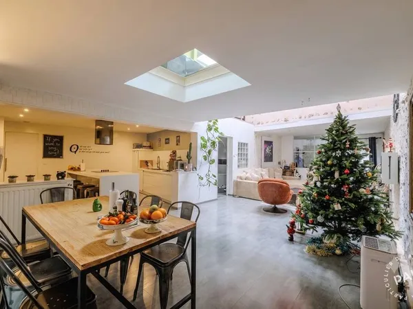 Appartement 5 pièces 151 m²