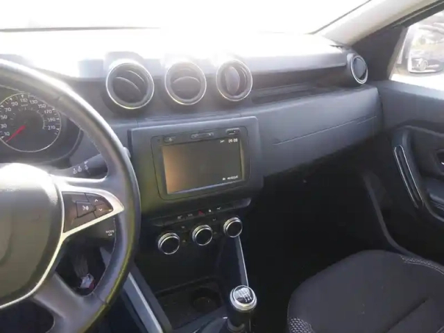 Dacia Duster blue dci 115 4x2 — photo 14
