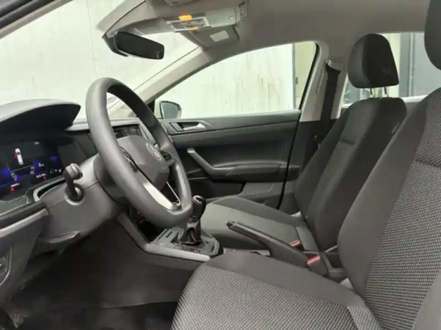 Volkswagen Polo 1.0 mpi 80ch — photo 12
