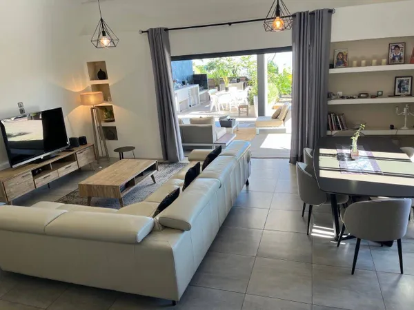 Maison 4 pièces 155 m²