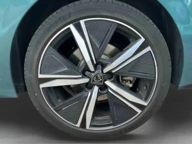 Peugeot 308 sw phev 180ch gt e-eat8 — photo 10