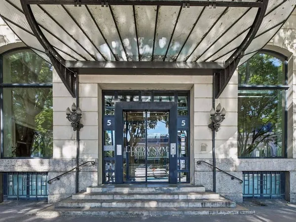 Bureaux 362 m²
