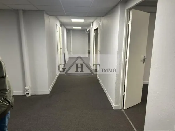 Entrepot bureaux A LA Location A RUEIL-MALMAISON