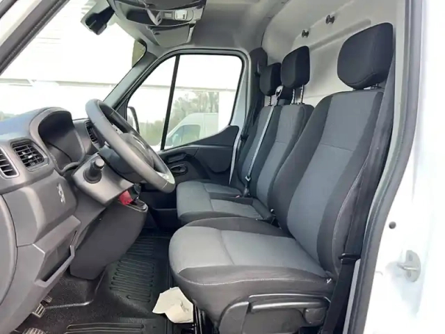 Renault Master fgn trac f3500 l2h2 blue dci 135 — photo 37