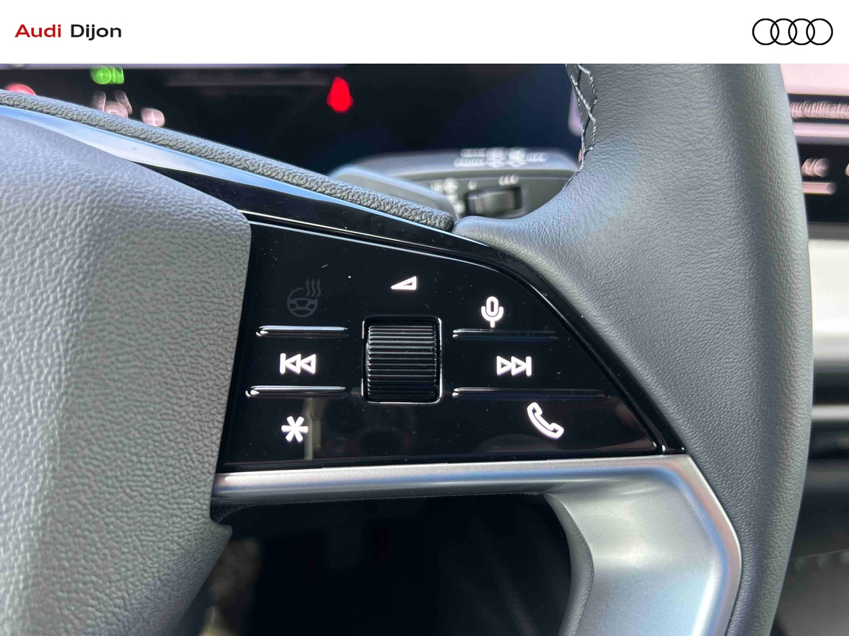 Audi Q4 SUV e-tron Performance Pack Business — photo 29