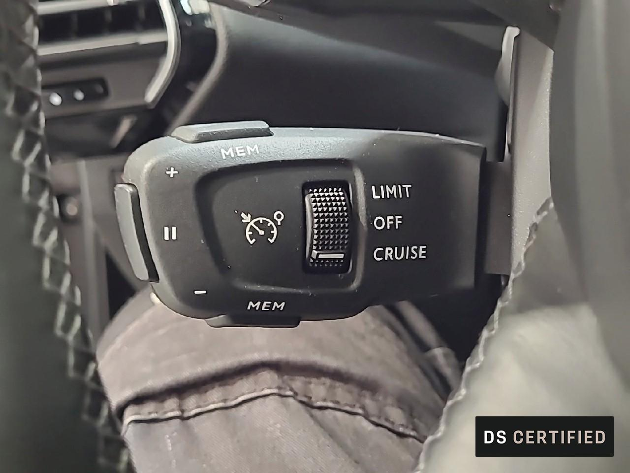 Ds Ds 7 crossback crossback hybride e-tense 300 eat8 4x4 grand chic — photo 22