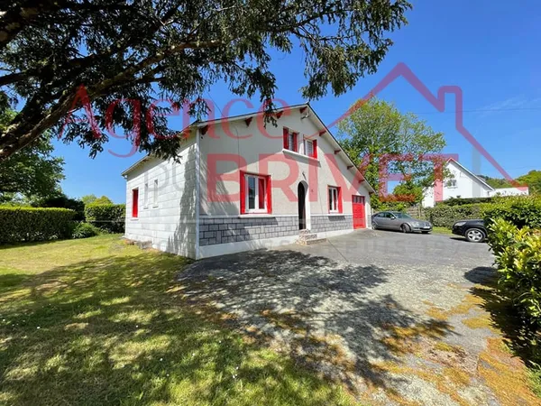 Maison avec jardin de 1000m²