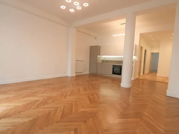 Appartement 3 pièces 81 m²