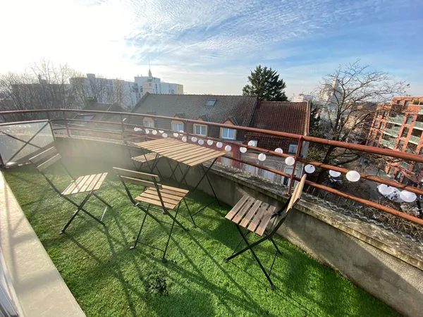 T5 87m² renové - TERRASSE plein Sud-Ouest - Wazemmes
