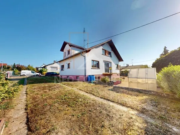 Grande maison 8 pièces à Niederroedern