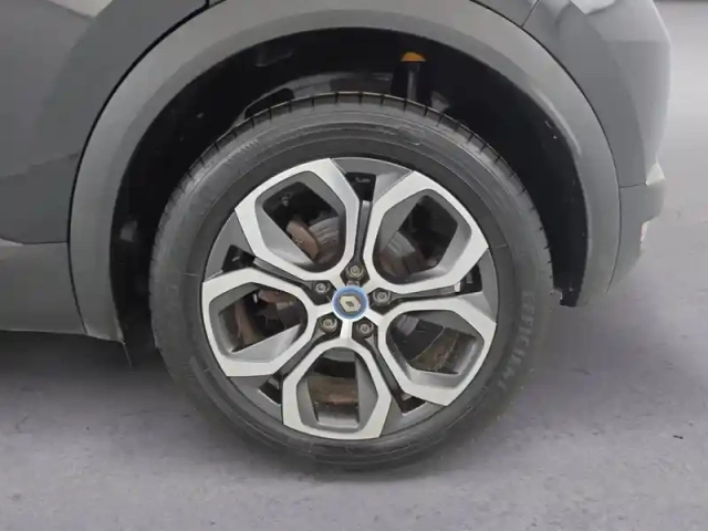 Renault Captur e-tech plug-in 160 — photo 80