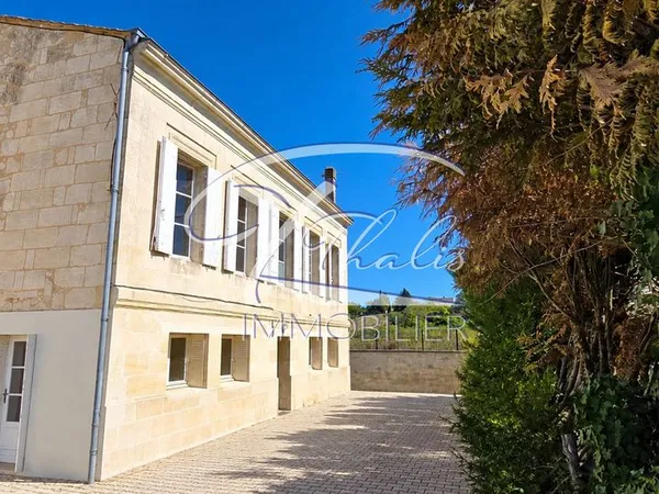 Maison 4 pièces 141 m²