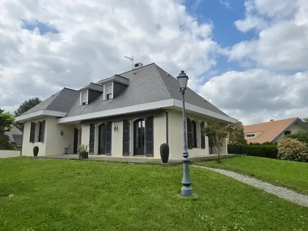 Maison 4 pièces 161 m²