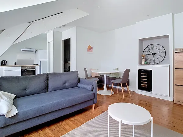 PAU CENTRE - PROCHE ST-MAUR Appartement T3 au charme absolu : 55 m² au sol / 43,14 m² Loi Carrez