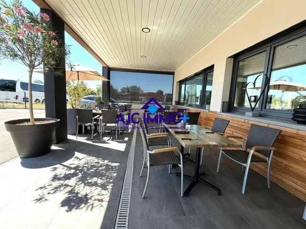Commerce 290 m²