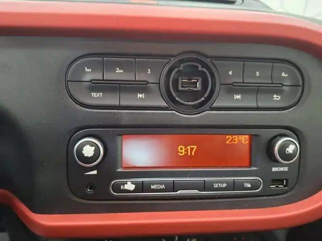 Renault Twingo iii sce 65 - 21 — photo 13